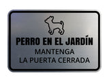 Signs ByLITA Classic Framed Perro En El Jardín Mantenga la Puerta Cerrada Wall or Door | Spanish Home Security Signs
